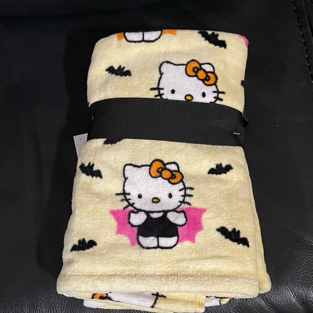 Halloween Hello Kitty Hand Towels, Set of 2